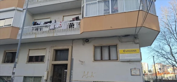 Apartamento T1 para Venda em Cacém e São Marcos