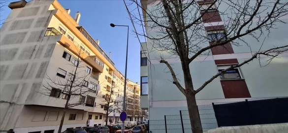 Apartamento T1 para Venda em Cacém e São Marcos