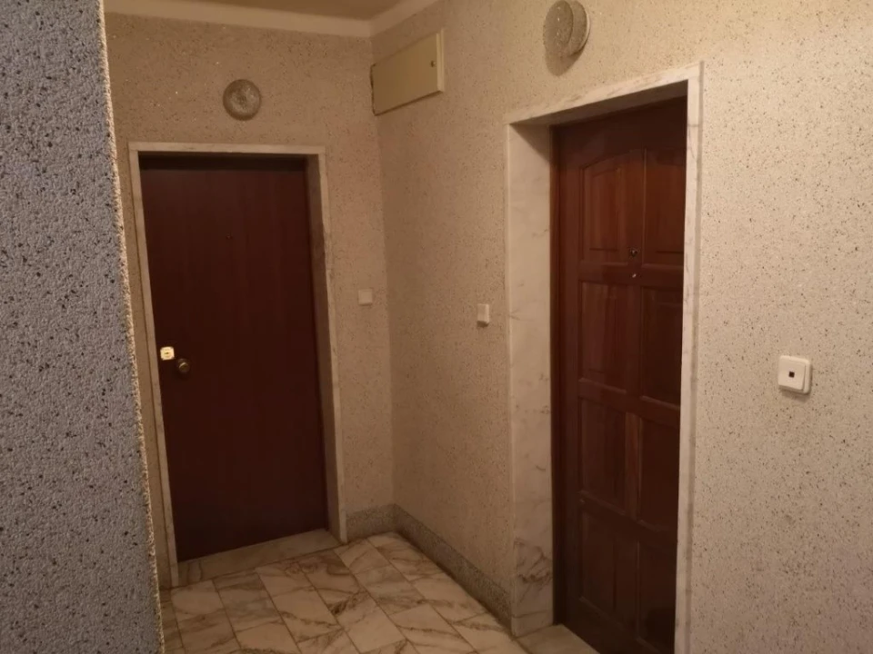 Apartamento T2 para Venda em Agualva e Mira-Sintra Foto 2