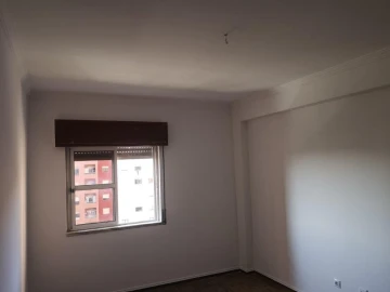 Apartamento T2 para Venda em Agualva e Mira-Sintra