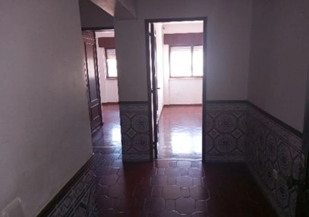 Apartamento T3 para Venda em Cacém e São Marcos Foto 8