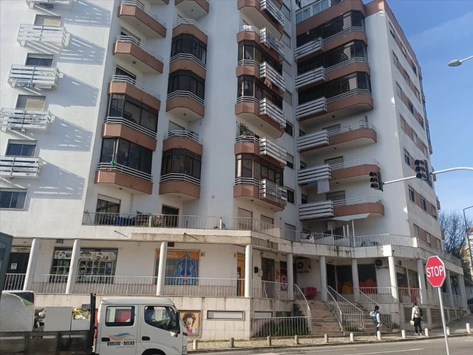 Apartamento T3 para Venda em Cacém e São Marcos Foto 2
