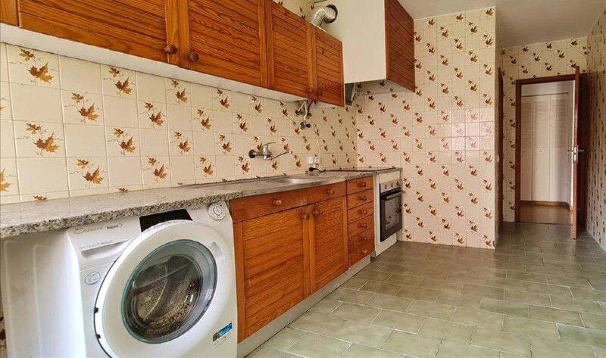 Apartamento T3 para Venda em Agualva e Mira-Sintra Foto 10