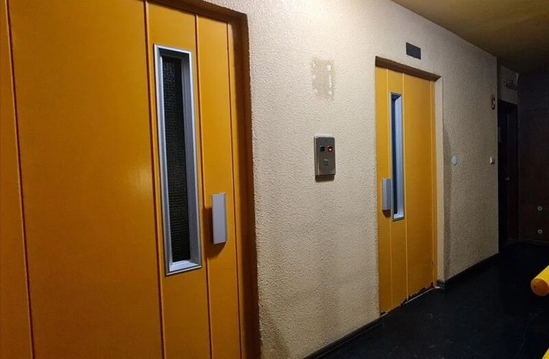 Apartamento T3 para Venda em Agualva e Mira-Sintra Foto 3