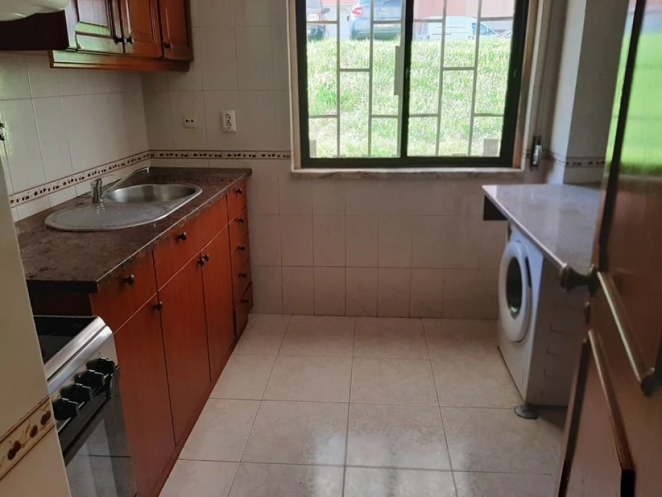 Apartamento T1 para Venda em Rio de Mouro Foto 7