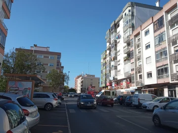Apartamento T3 para Venda em Queluz e Belas