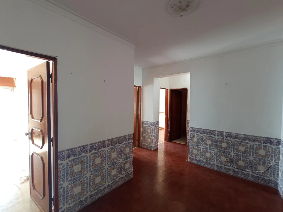 Apartamento T3 para Venda em Queluz e Belas Foto 3