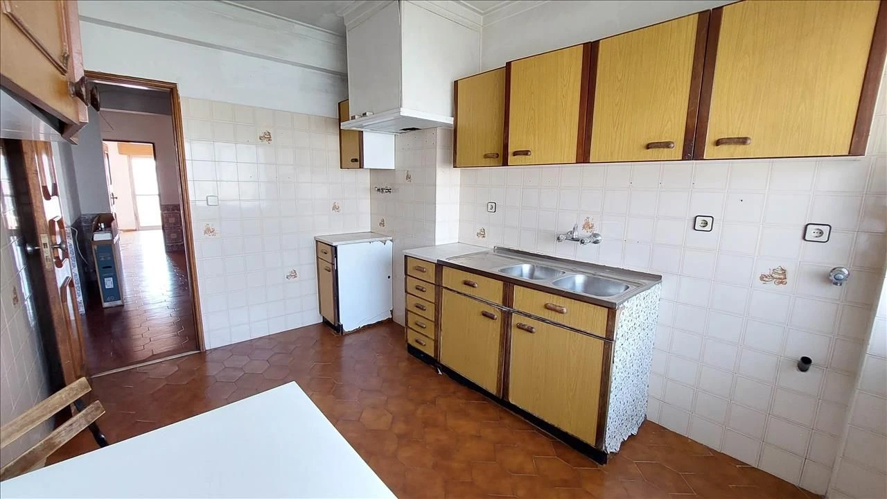 Apartamento T3 para Venda em Queluz e Belas Foto 6
