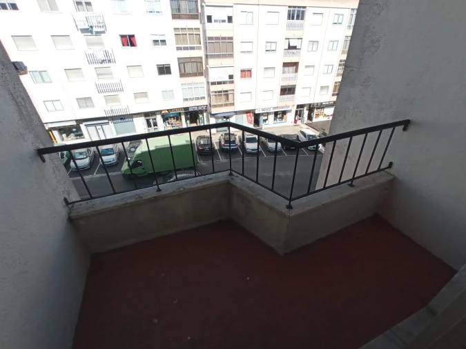 Apartamento T3 para Venda em Queluz e Belas Foto 12