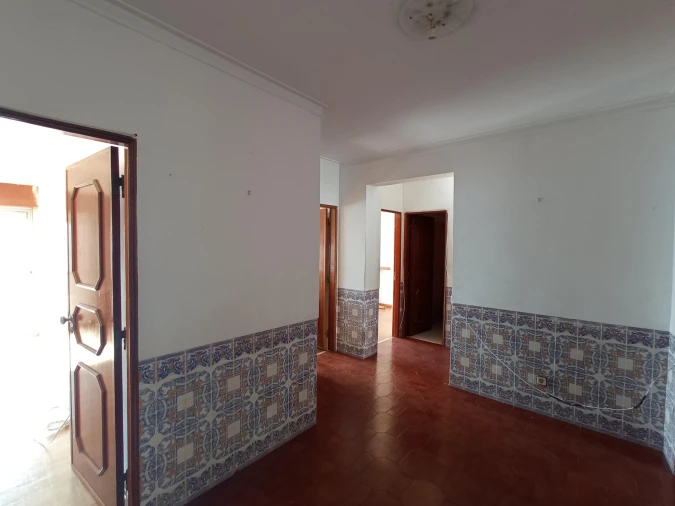 Apartamento T3 para Venda em Queluz e Belas Foto 3