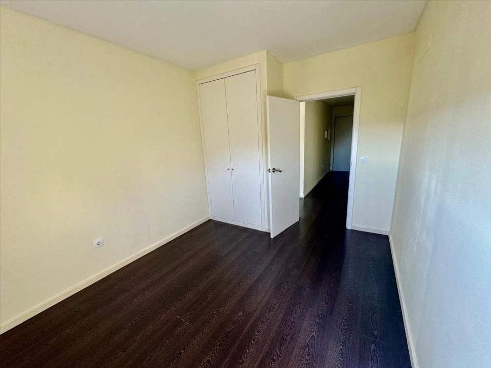 Apartamento T2 para Venda em Covilhã e Canhoso Foto 7