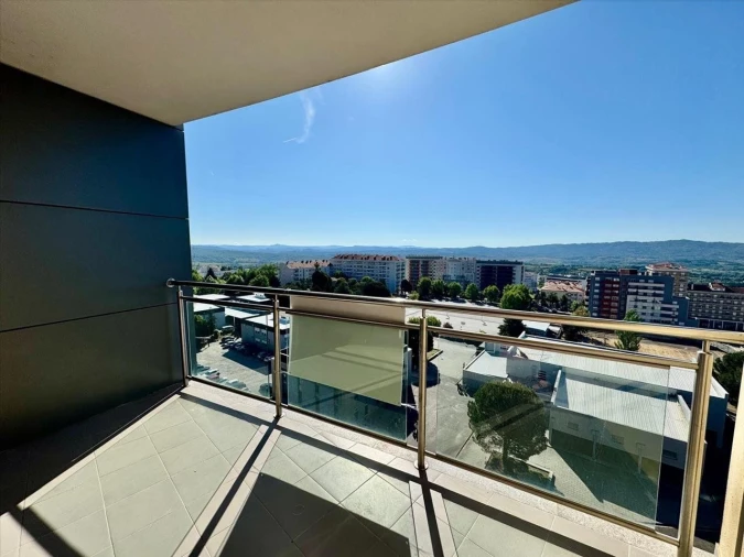 Apartamento T2 para Venda em Covilhã e Canhoso Foto 11