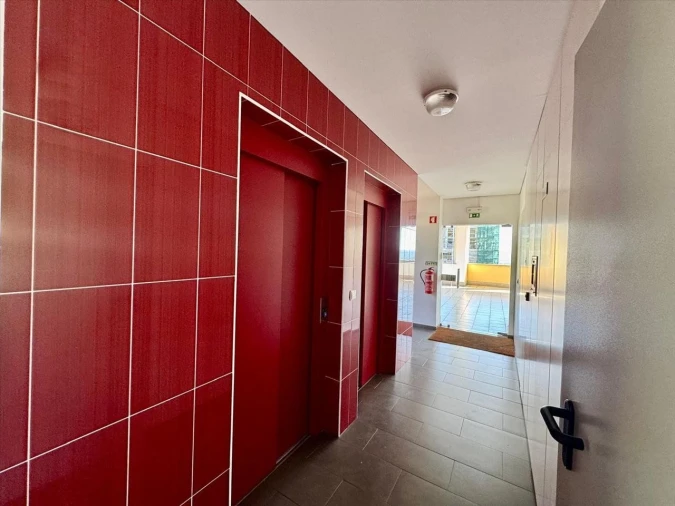 Apartamento T2 para Venda em Covilhã e Canhoso Foto 2