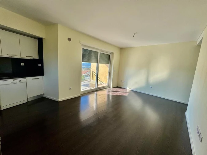 Apartamento T2 para Venda em Covilhã e Canhoso Foto 5