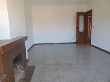 Apartamento T4 para Venda em Santa Marinha e São Pedro da Afurada