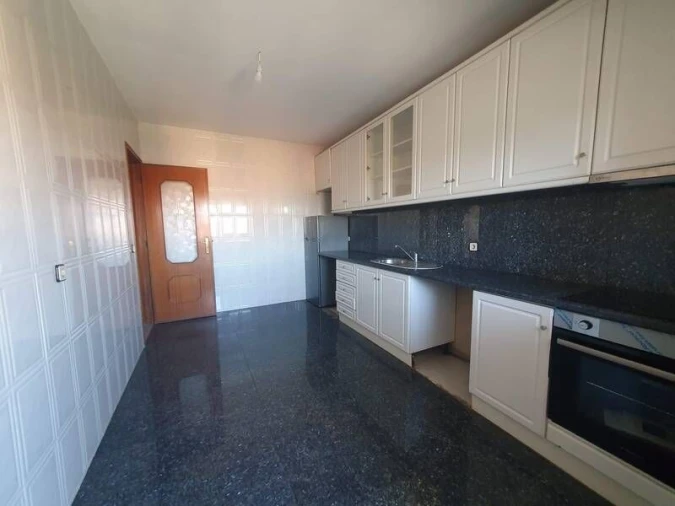 Apartamento T4 para Venda em Santa Marinha e São Pedro da Afurada Foto 20