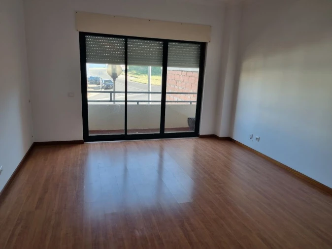 Apartamento T2 para Venda em Alenquer (Santo Estêvão e Triana) Foto 3
