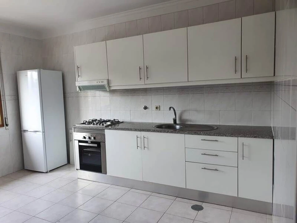 Apartamento T2 para Venda em Paço de Sousa Foto 6
