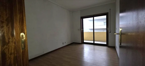 Apartamento T1 para Venda em Paço de Sousa
