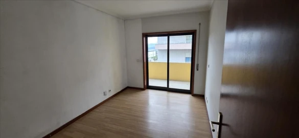 Apartamento T1 para Venda em Paço de Sousa