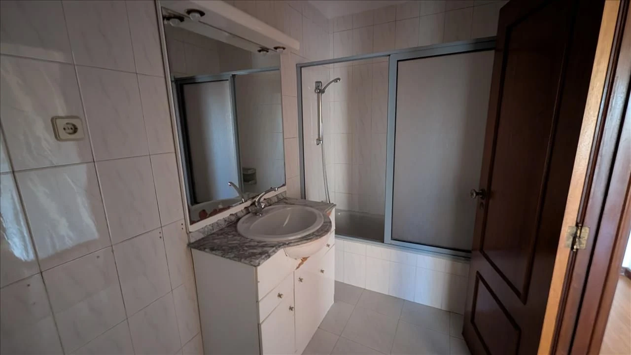 Apartamento T3 para Venda em Ermesinde Foto 9
