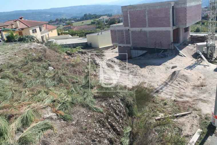 Terreno para Venda em Vila Caiz Foto 13