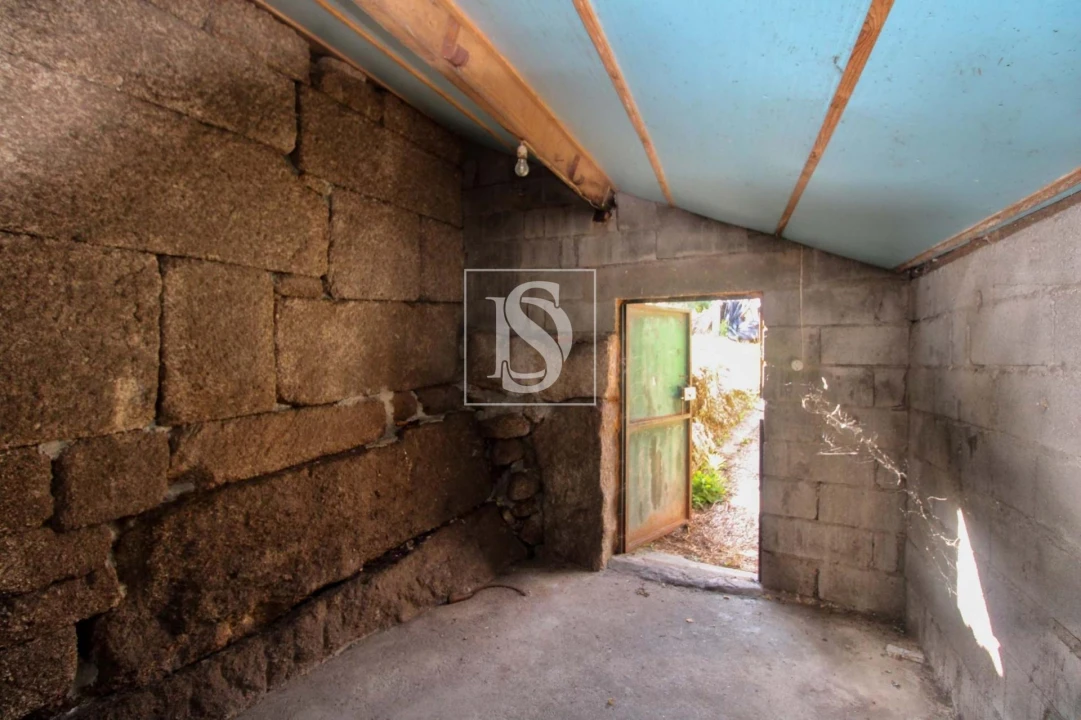 Moradia T1 para Venda em Espírito Santo, Nossa Senhora da Graça e São Simão Foto 22