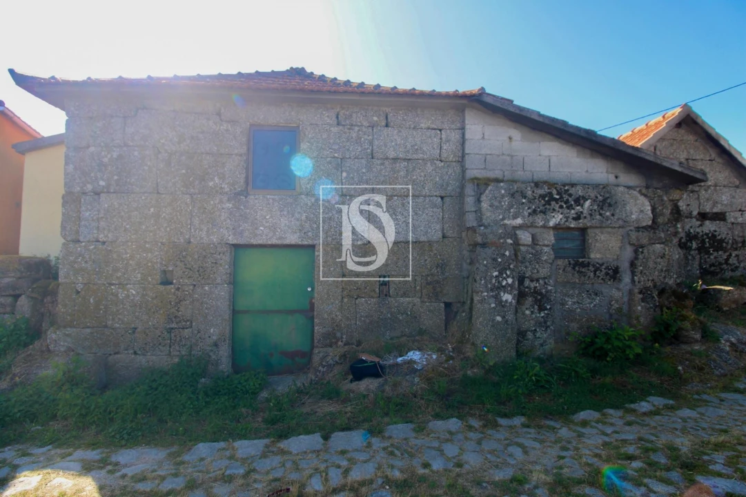 Moradia T1 para Venda em Espírito Santo, Nossa Senhora da Graça e São Simão Foto 33