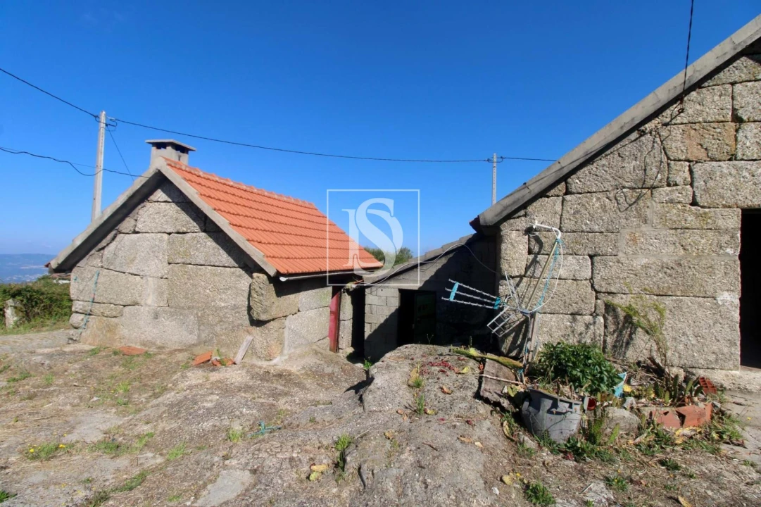 Moradia T1 para Venda em Espírito Santo, Nossa Senhora da Graça e São Simão Foto 5