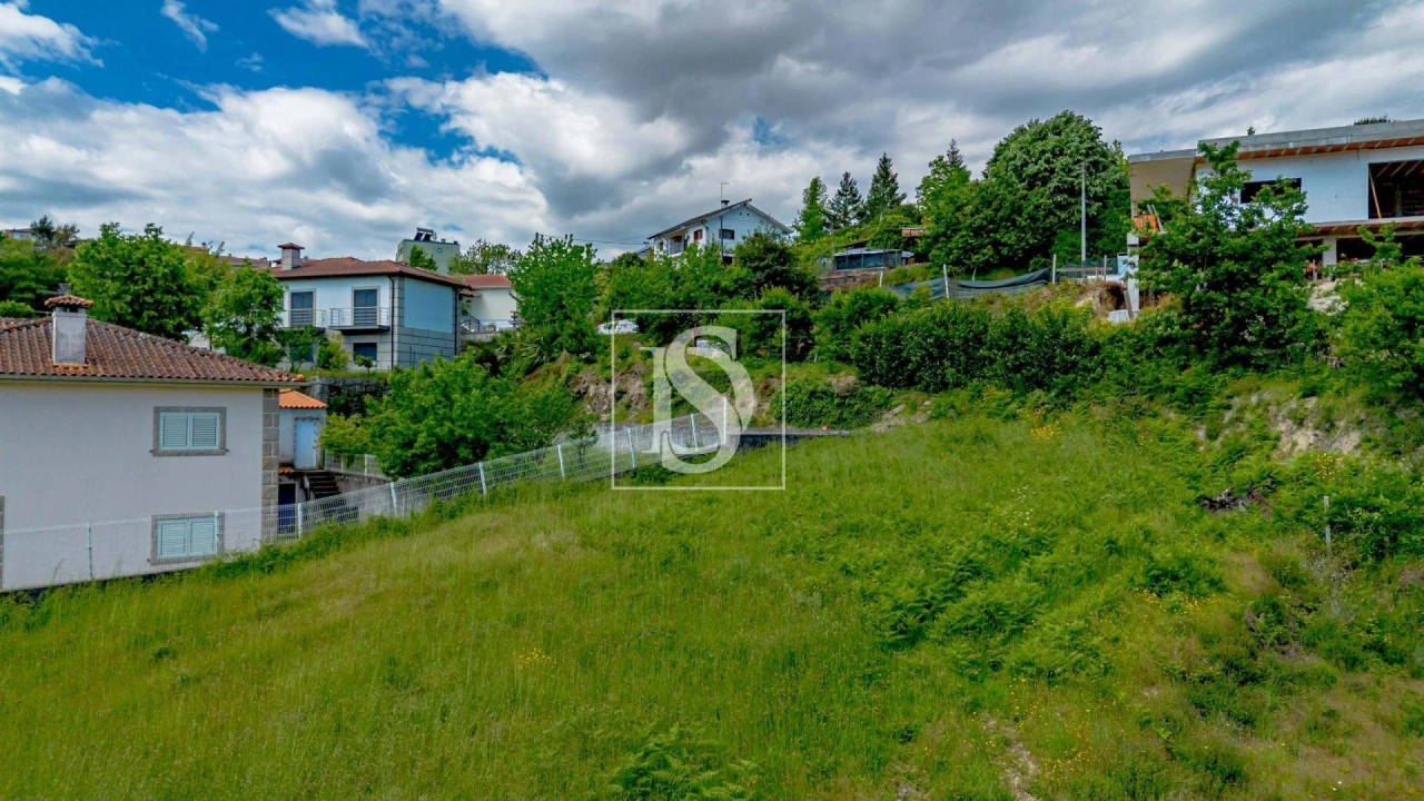 Terreno para Venda em Lomba Foto 18