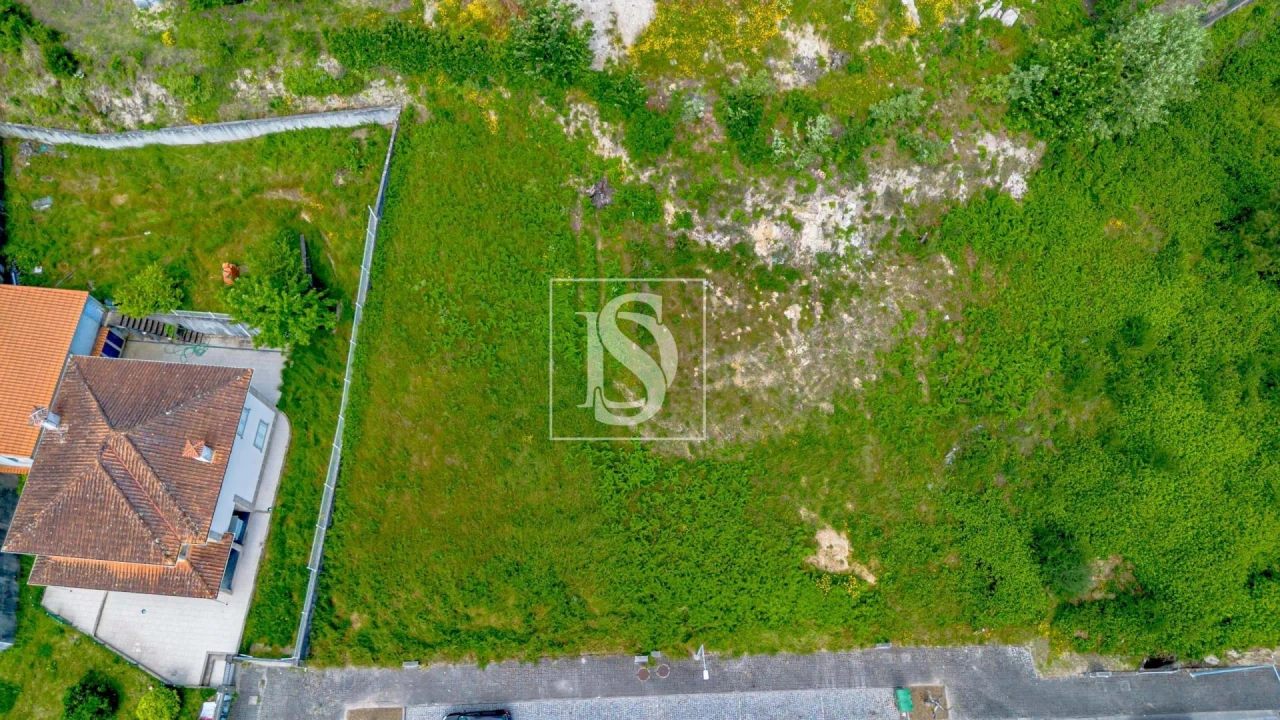 Terreno para Venda em Lomba Foto 2