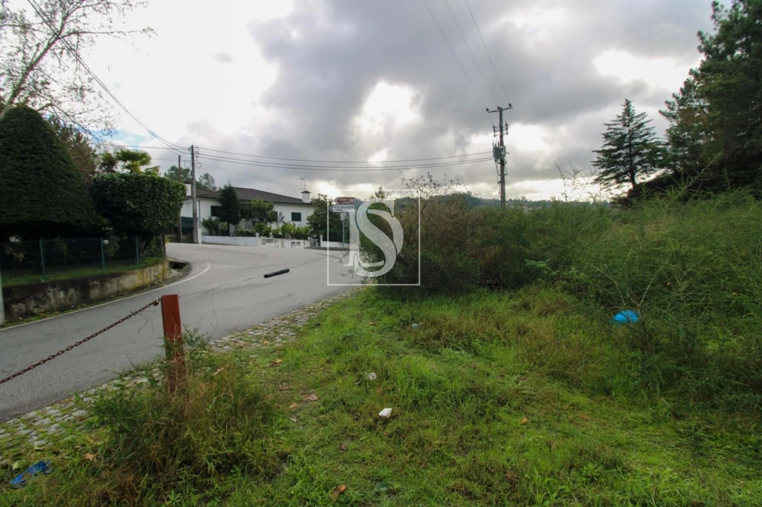 Terreno para Venda em Lufrei Foto 30