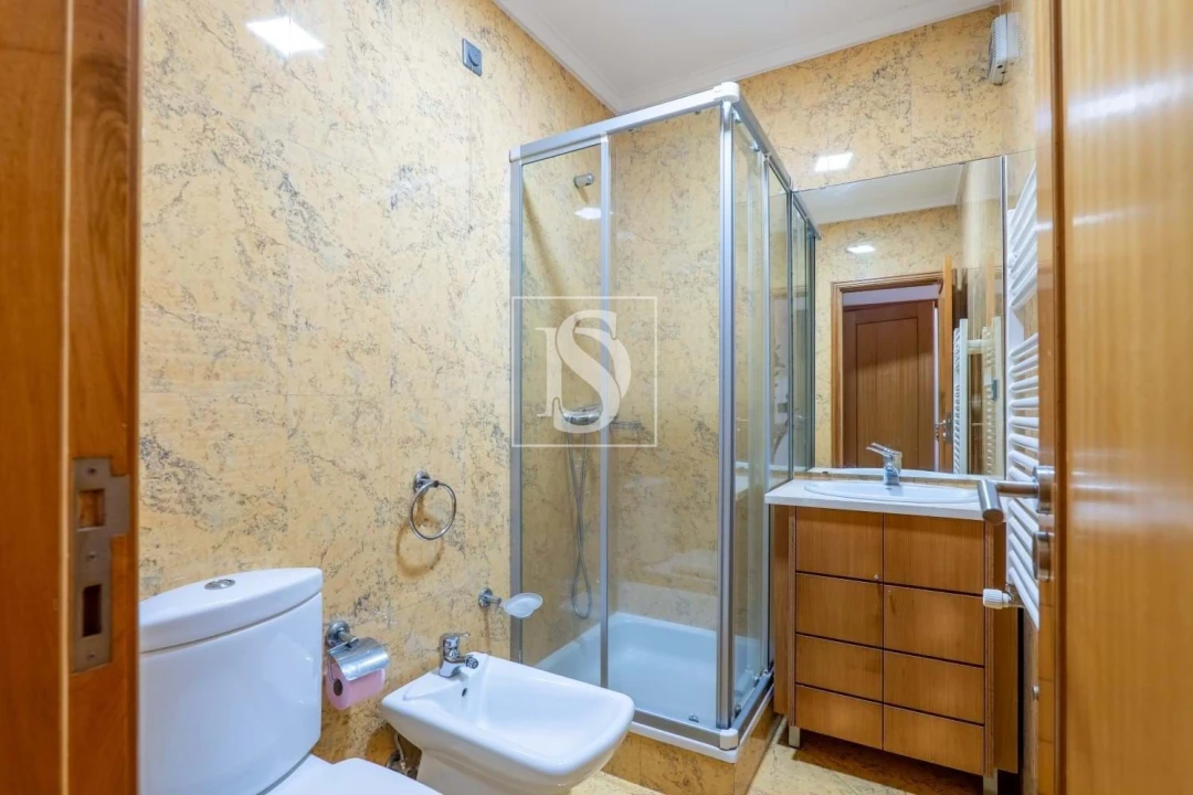 Apartamento T2 para Venda em Esmoriz Foto 20