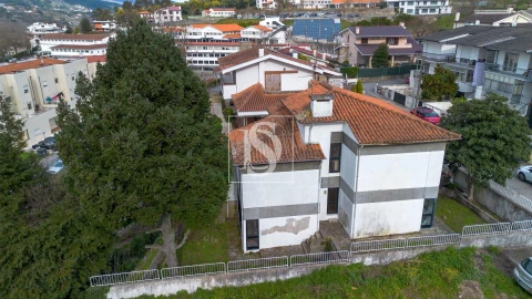 Moradia T5 para Venda em Amarante (São Gonçalo), Madalena, Cepelos e Gatão