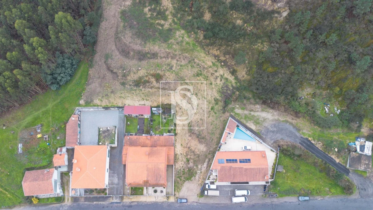 Terreno para Venda em Vandoma Foto 1