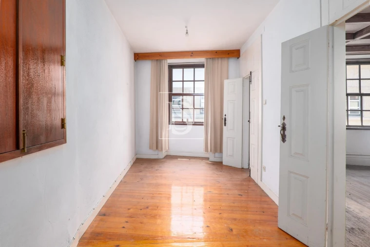 Moradia T4 para Venda em Amarante (São Gonçalo), Madalena, Cepelos e Gatão Foto 5