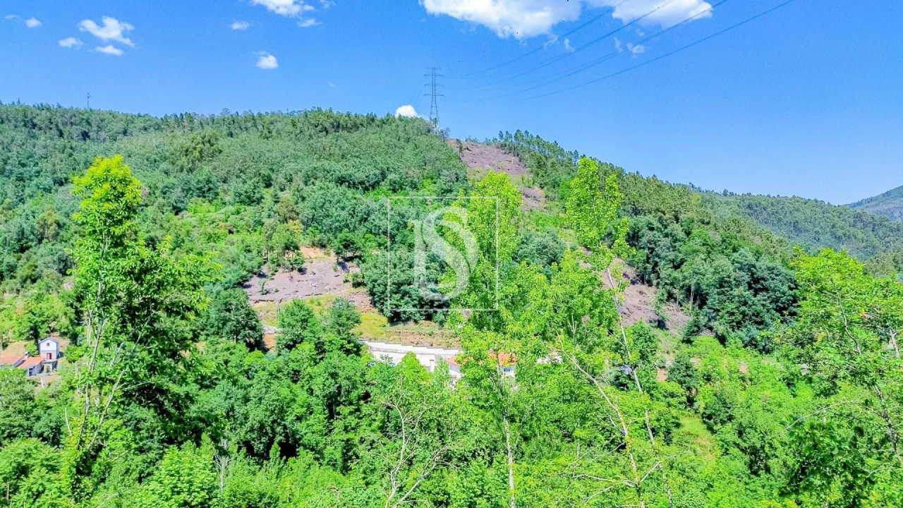 Moradia T2 para Venda em Olo e Canadelo Foto 20