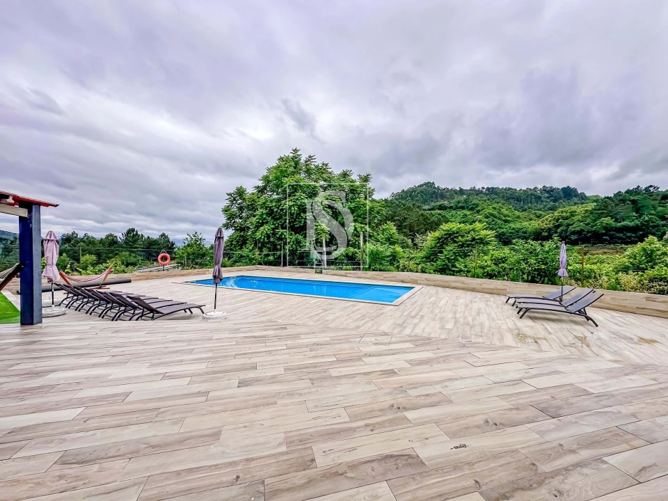 Moradia T10 para Venda em Fregim Foto 26