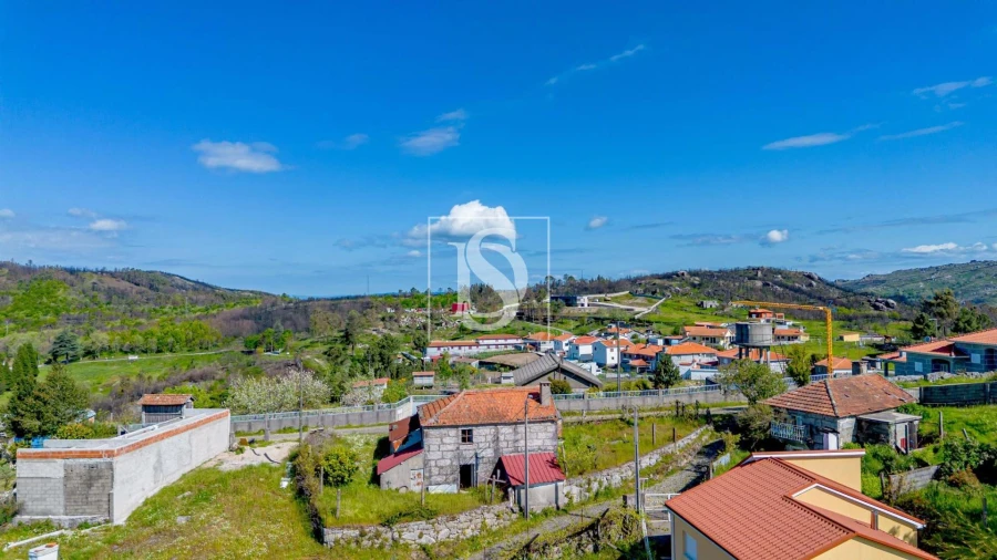 Moradia T1 para Venda em Loivos do Monte Foto 7