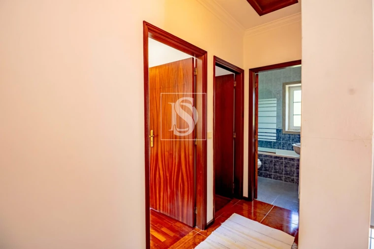 Moradia T2 para Venda em Olo e Canadelo Foto 29