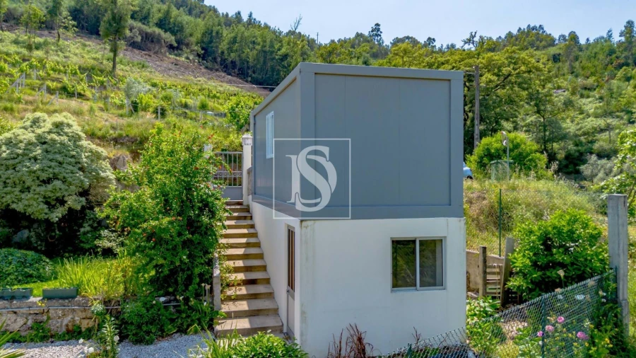 Moradia T2 para Venda em Olo e Canadelo Foto 33