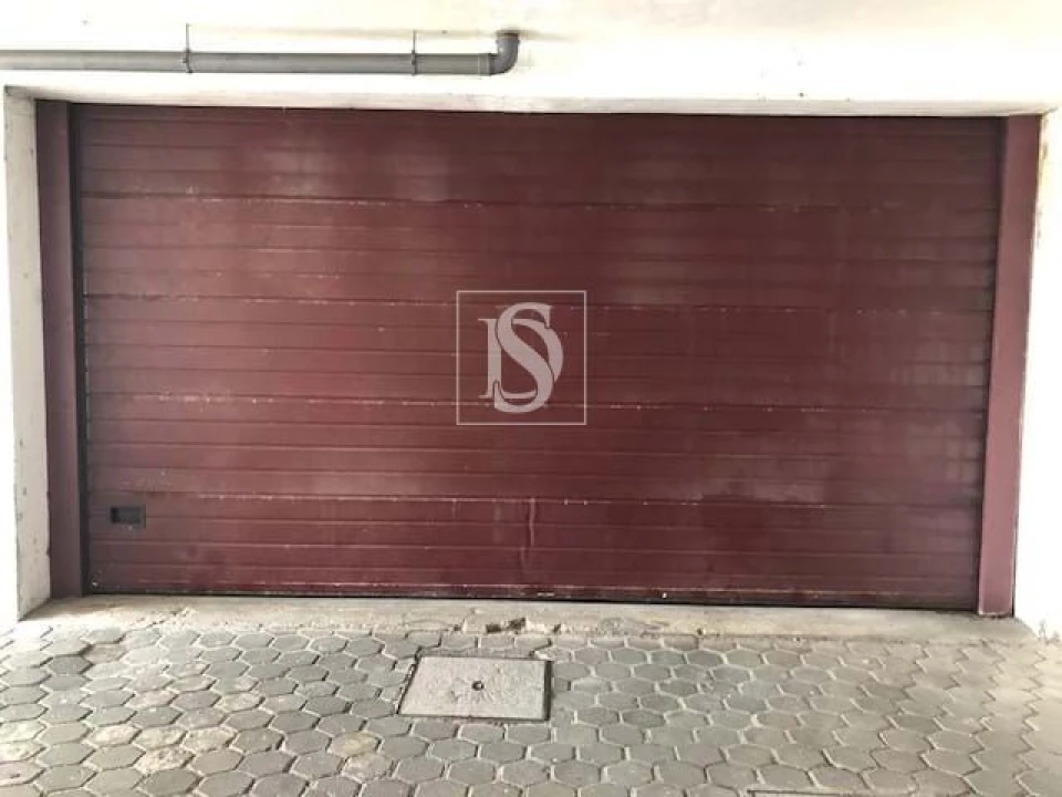 Garagem para Venda em Esmoriz Foto 4