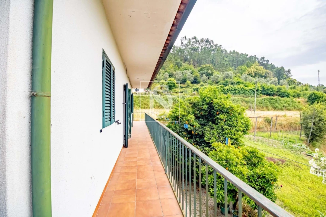 Moradia T3 para Venda em Vila Chã do Marão Foto 27