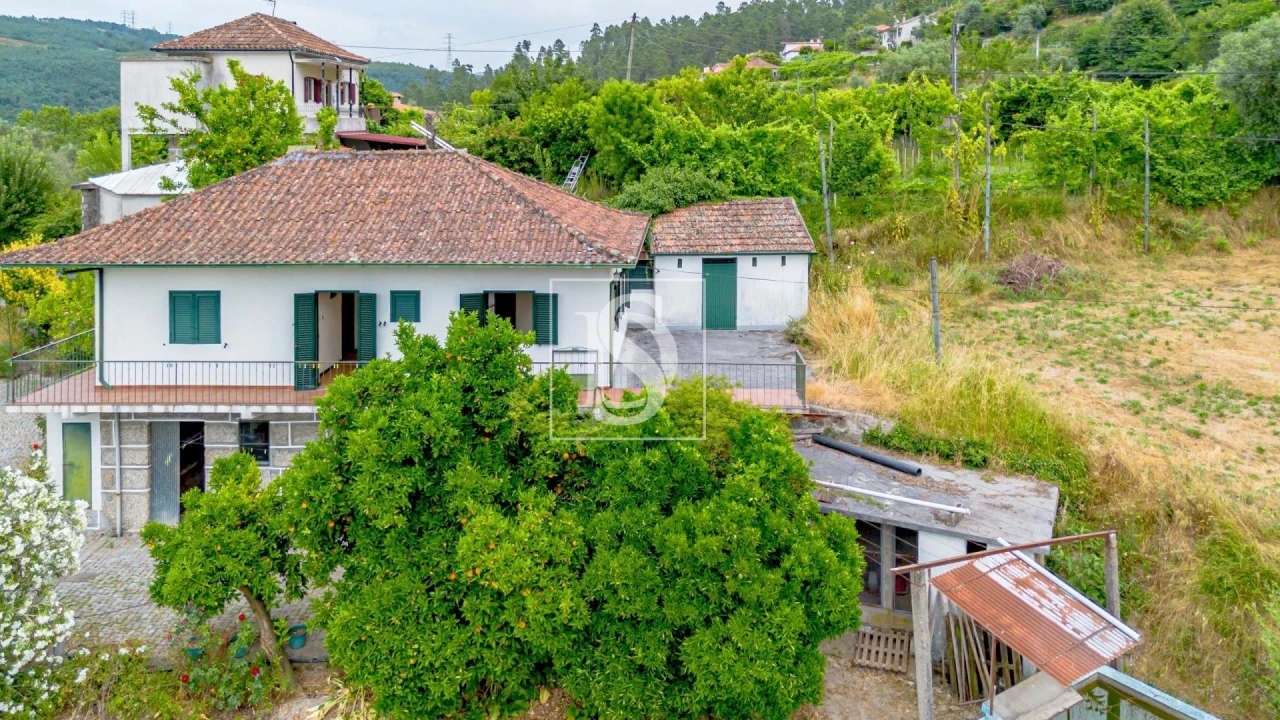 Moradia T3 para Venda em Vila Chã do Marão Foto 6
