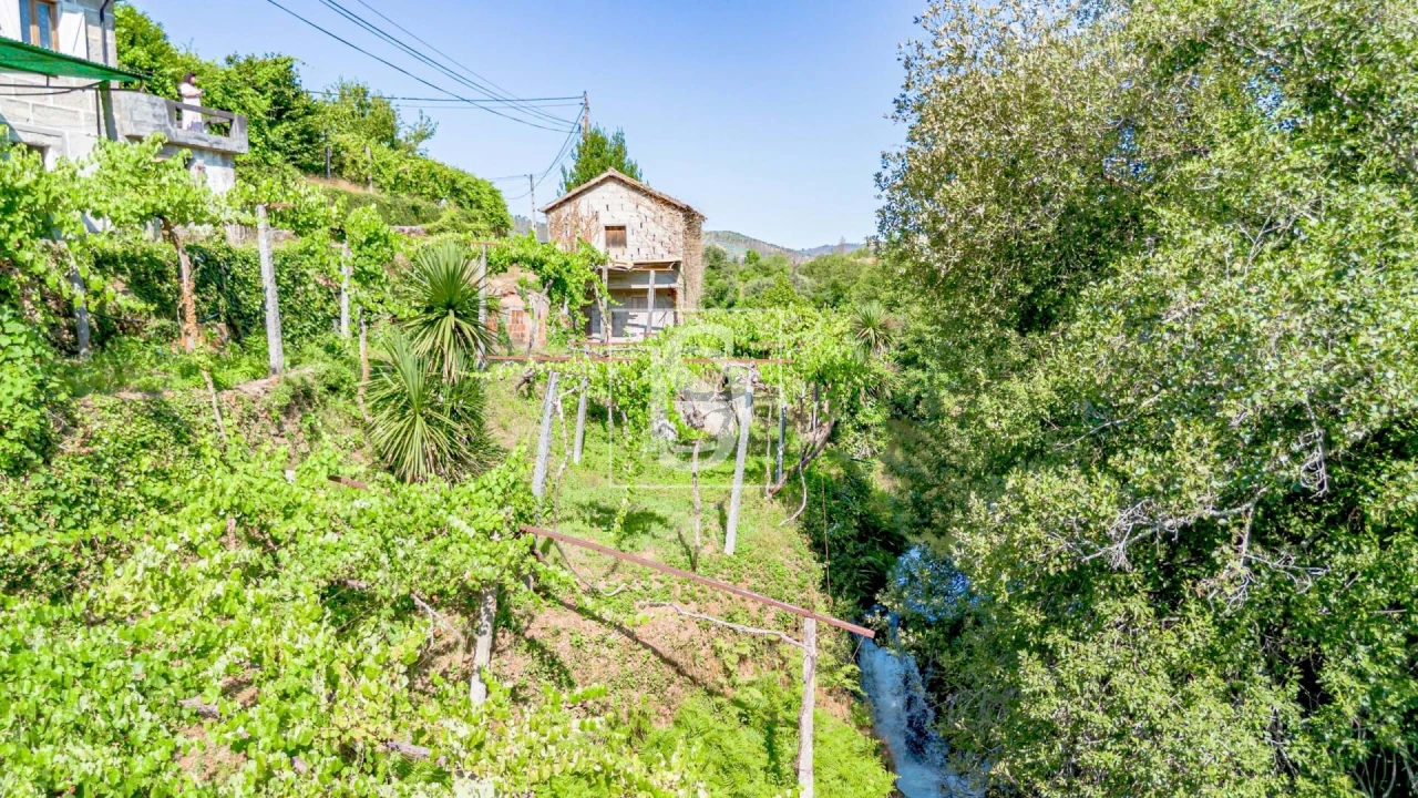 Moradia T3 para Venda em Amarante (São Gonçalo), Madalena, Cepelos e Gatão Foto 36