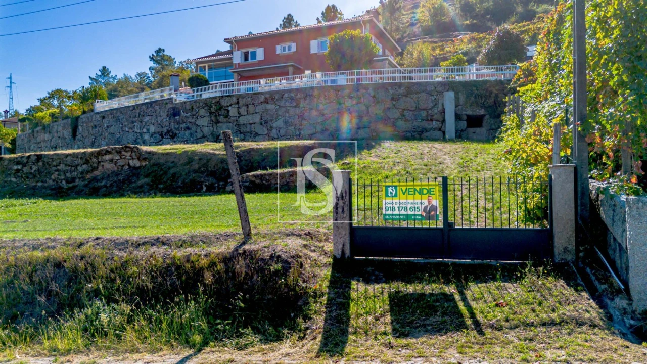 Terreno para Venda em Padronelo Foto 26