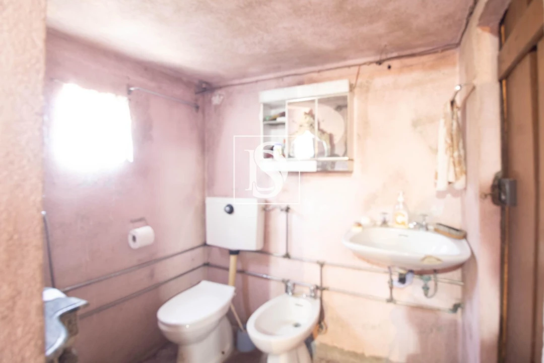 Moradia T2 para Venda em Rebordelo Foto 13