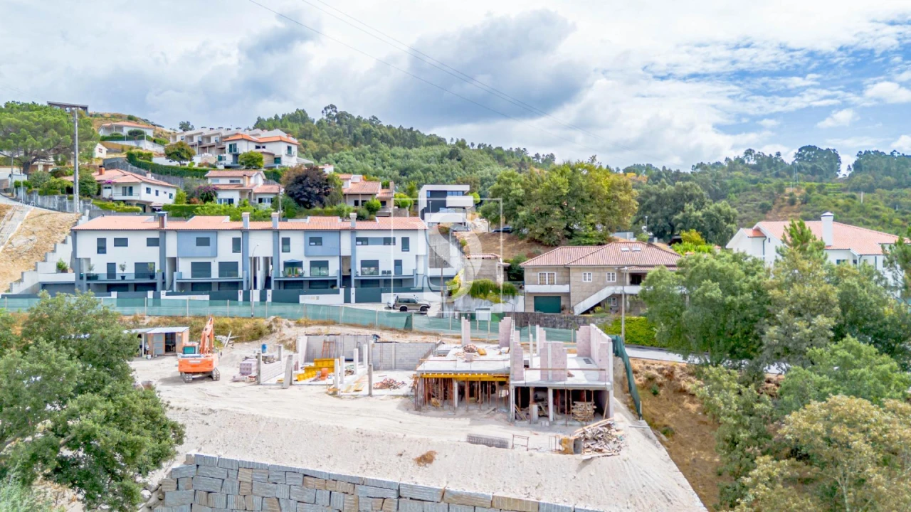 Moradia T3 para Venda em Amarante (São Gonçalo), Madalena, Cepelos e Gatão Foto 26