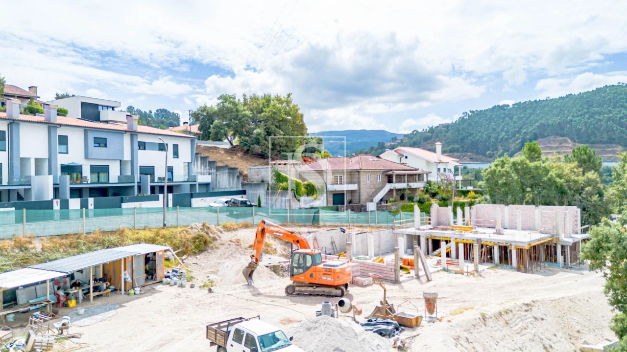 Moradia T3 para Venda em Amarante (São Gonçalo), Madalena, Cepelos e Gatão Foto 30
