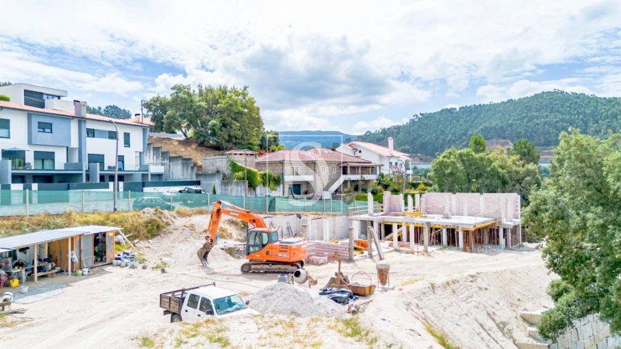 Moradia T3 para Venda em Amarante (São Gonçalo), Madalena, Cepelos e Gatão Foto 31